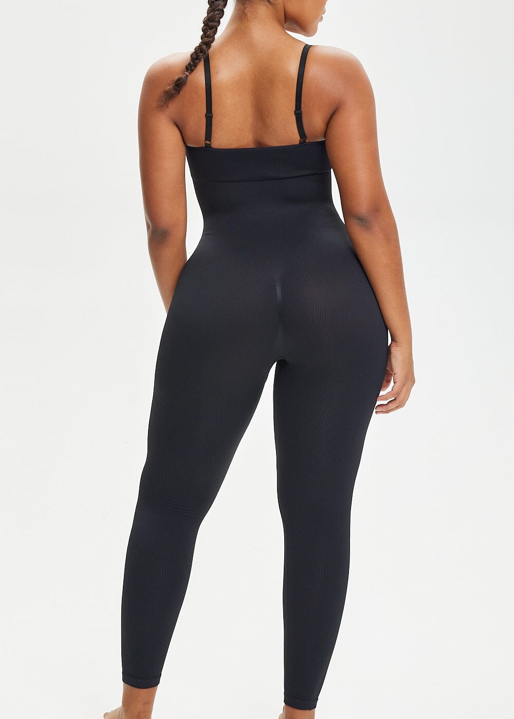 I'm 5'2 and a size 32H – I found an  jumpsuit that makes my body look  snatched and my boobs perky