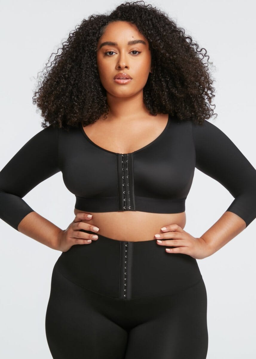 A bra that works like shapewear ! Riza Shapi 360 comes with broad back that  defines side fat and gives proper shape around the bust . #T